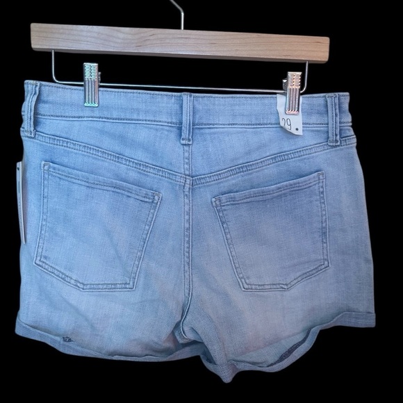 Cosmic Blue Love Riptide Denim Jean Distressed Light Wash Shorts 29 8 NWT - Picture 2 of 8